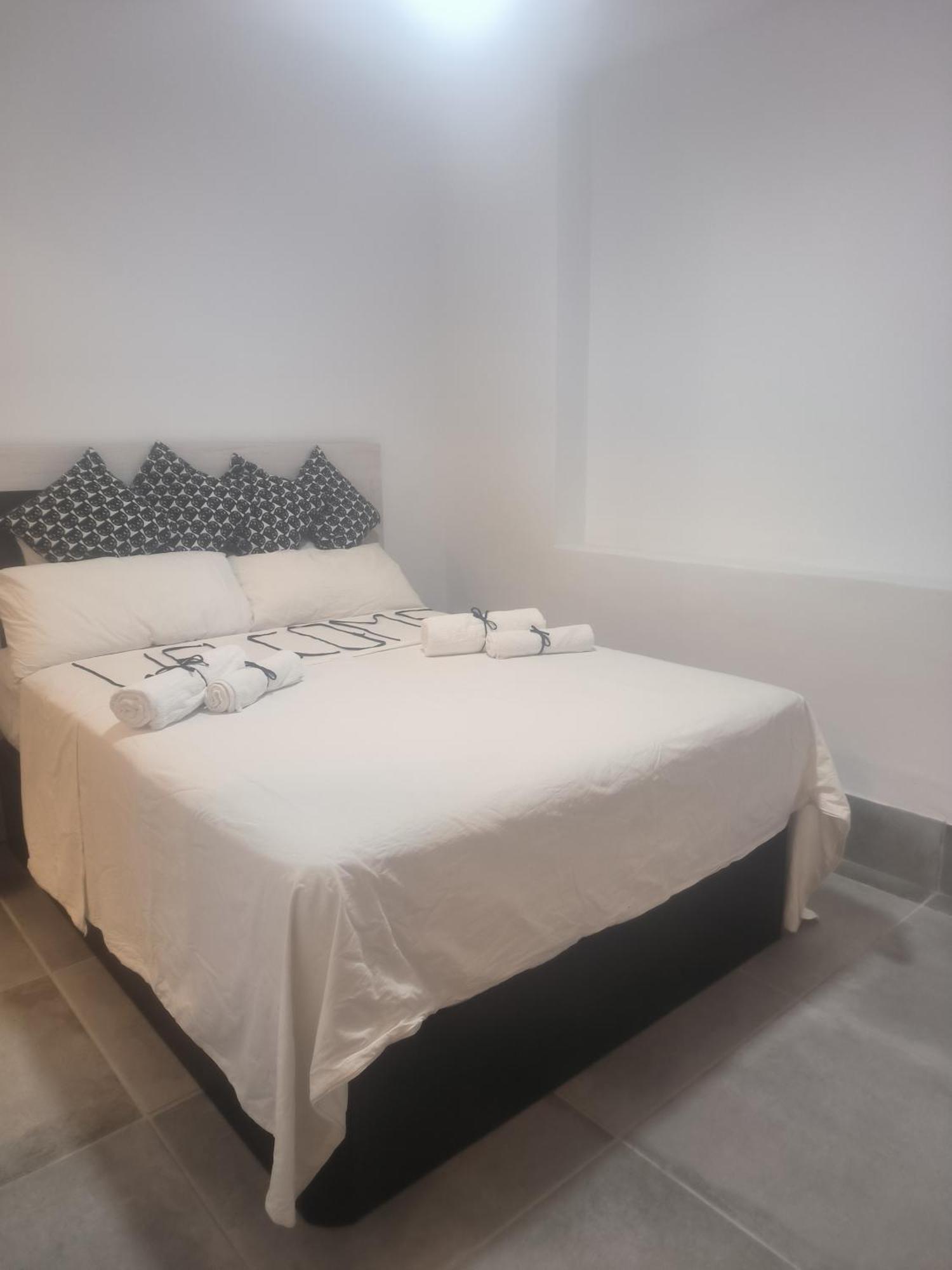 Pinar Suites Habitaciones Torremolinos Exterior foto