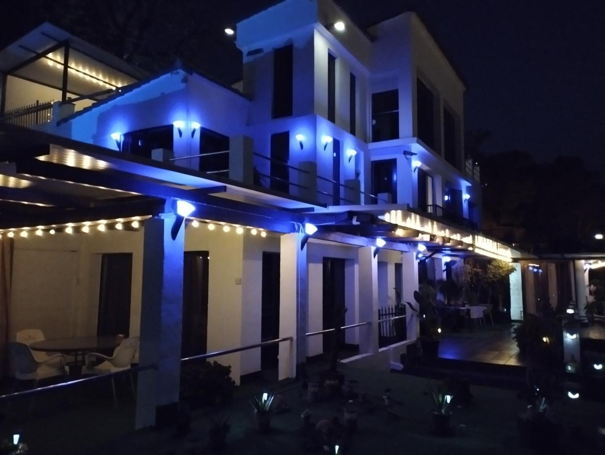 Pinar Suites Habitaciones Torremolinos Exterior foto